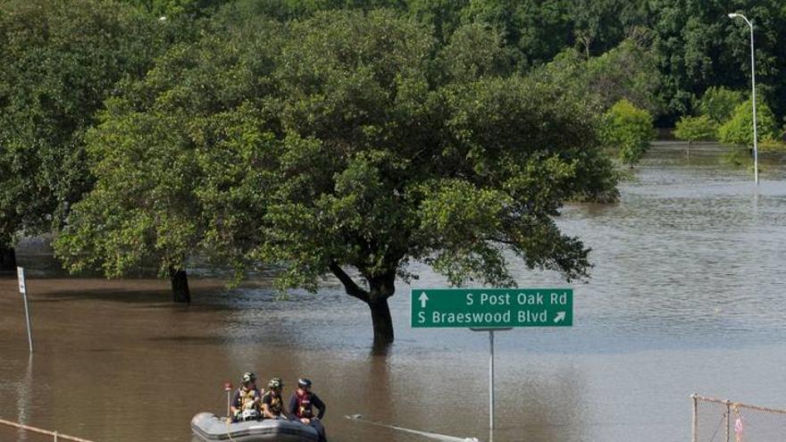 Graves inundaciones en Texas y Oklahoma