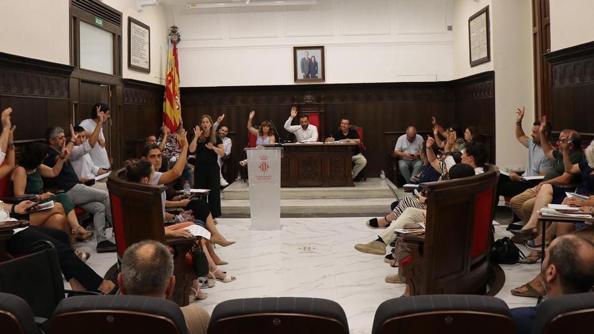Votación unánime en el último pleno.