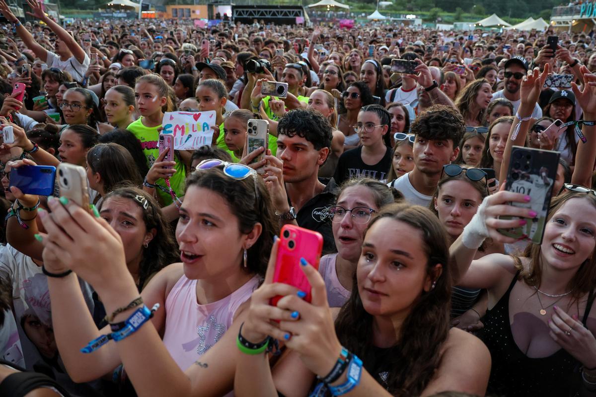 Iván Ferreiro, Emilia, Love of Lesbian, Molotow y Alcalá Norte en la segunda jornada del PortAmérica 2025