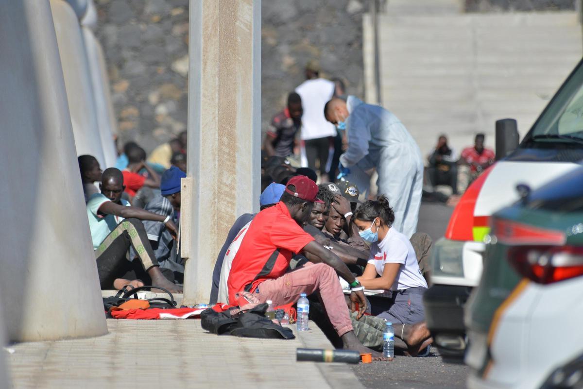 Para José Luis Escrivá, trabajar con la EUAA garantizará que los centros de acogida "cumplen con los mejores estándares internacionales".