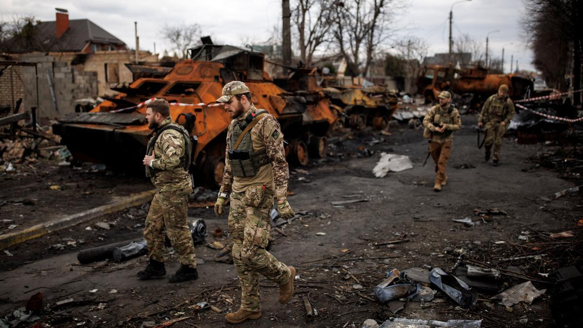 Las autoridades ucranianas piden que huyan a los civiles que siguen en el sureste del país.