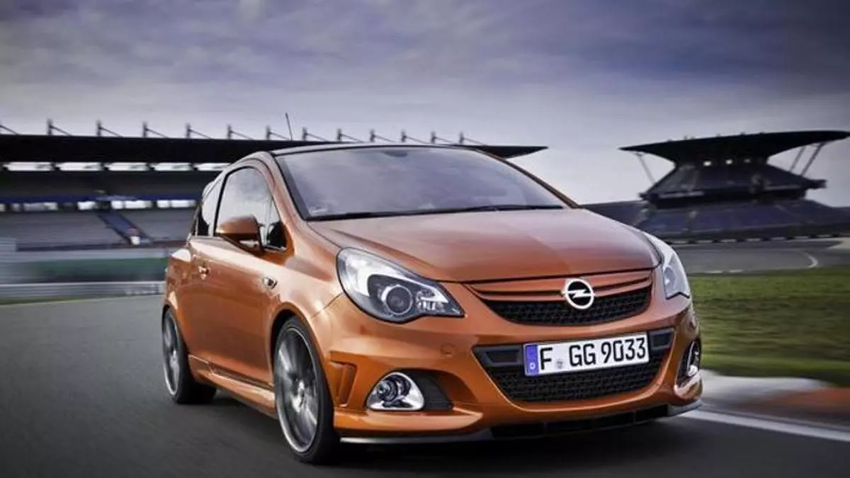 Dos décadas del Opel Corsa D: el coche que consolidó el éxito del utilitario alemán