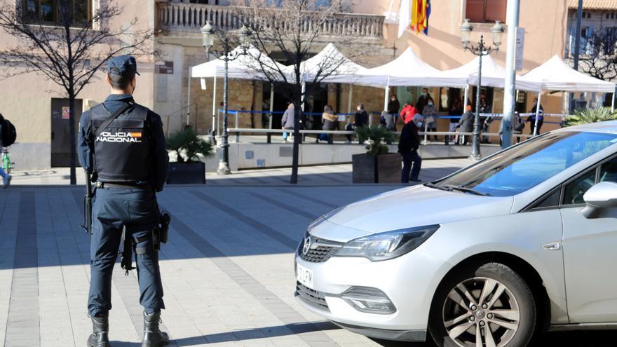 La Policia Nacional registra l&#039;Ajuntament de Cornellà de Llobregat per contractacions irregulars