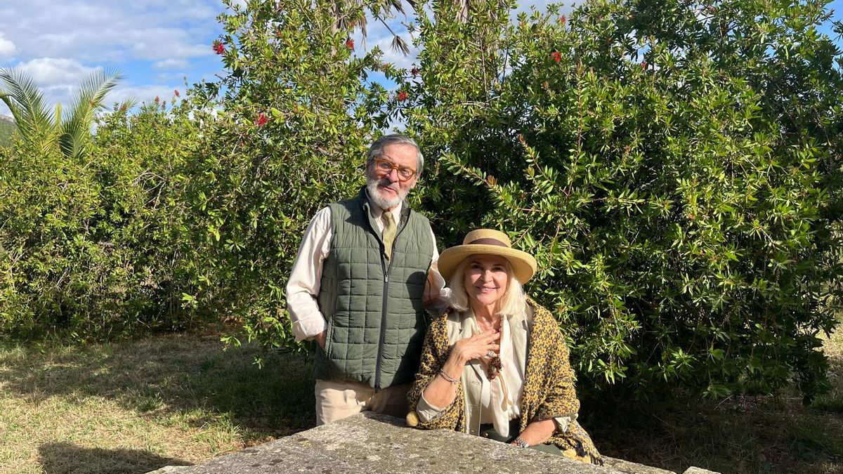 Raúl Rodríguez y Coro Blázquez, en la finca La Bodega.