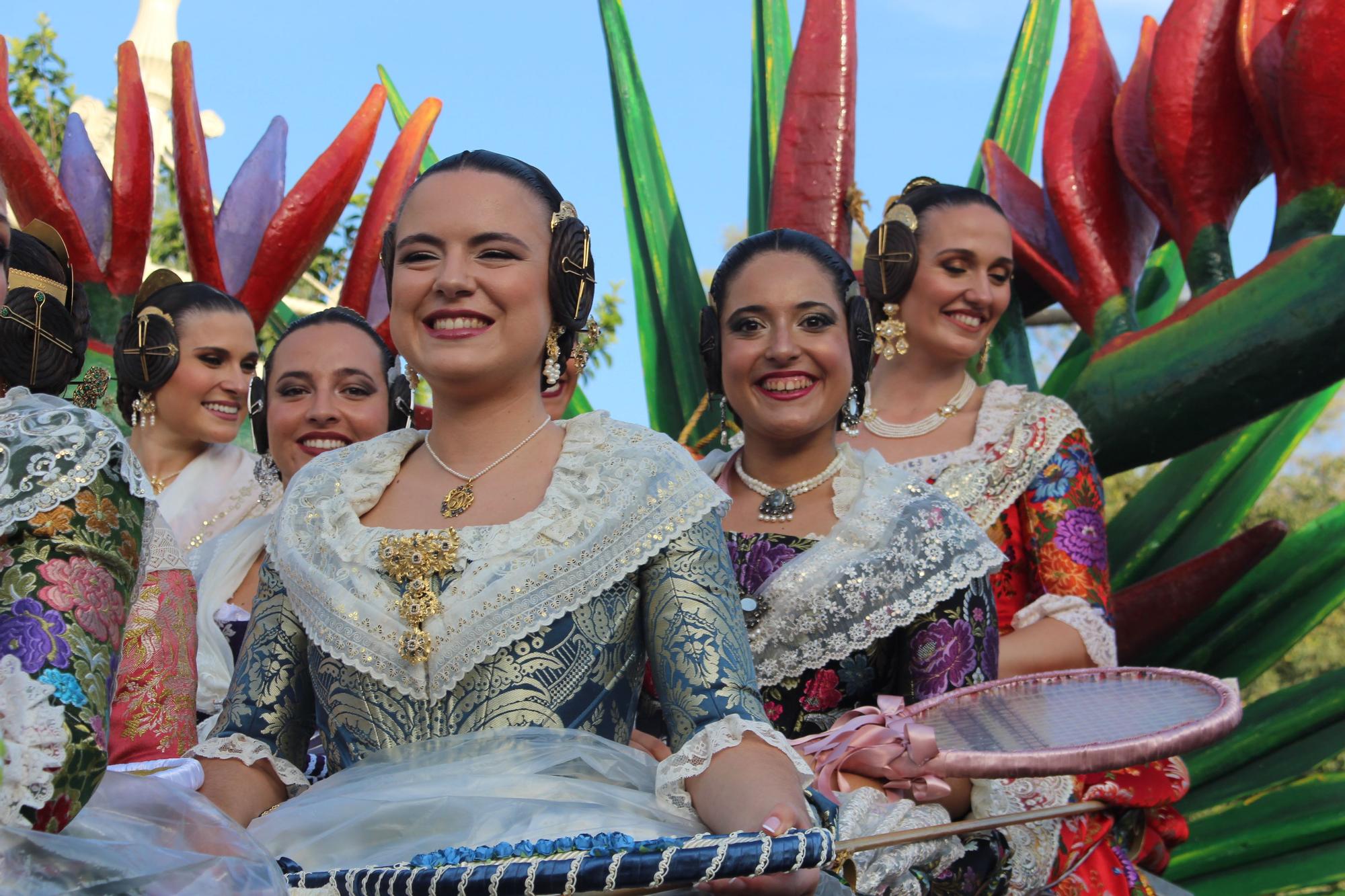 Las candidatas a falleras mayores de València, en la Batalla de Flores