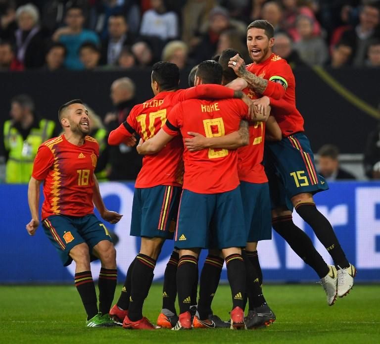 El partido Alemania - España, en imágenes