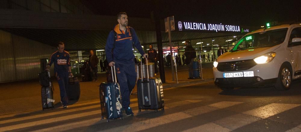 Llegada del Valencia Basket tras Copa del Rey