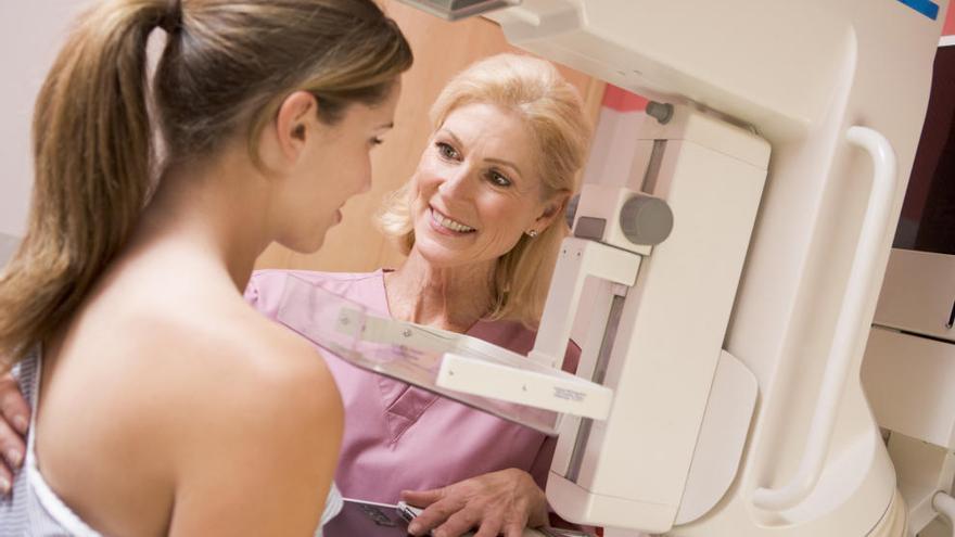 Hi ha un escàs sobrediagnòstic i un notable benefici per a les dones que es fan mamografies.