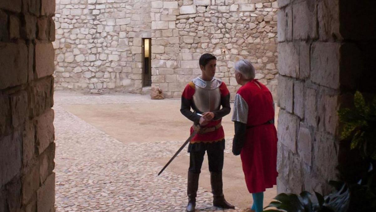 Recreación de una escena cotidiana de la vida en el interior del castillo en el siglo XIV.