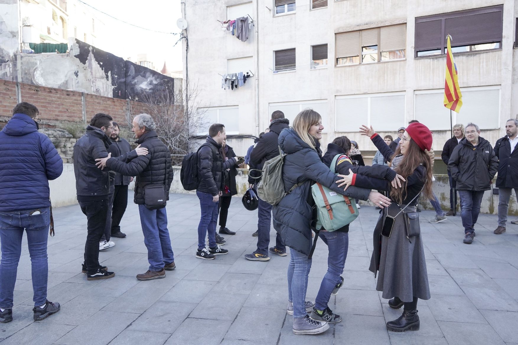 El judici contra els acusats d'agredir un grup d'activistes mentre penjaven una estelada a Manresa, en imatges