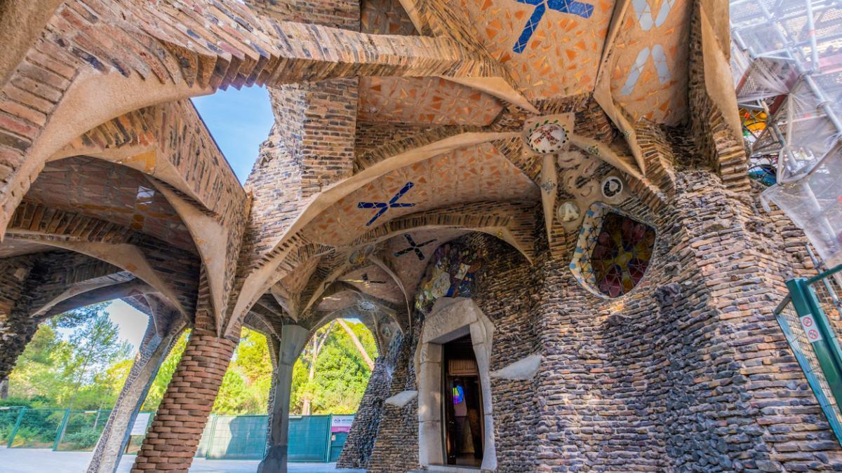 Las raíces de los Güell, la familia que hizo posible a Gaudí: las impresionantes (y desconocidas) obras del arquitecto encargadas por la familia