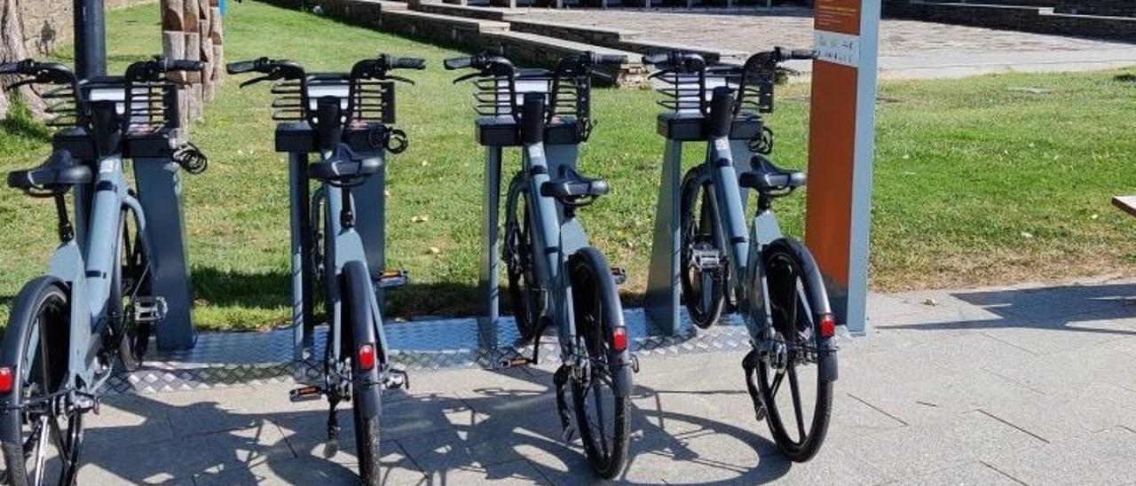 Punto de bicicletas eléctricas en un municipio portugués integrado en el proyecto Ruta Raia Norte Bikes