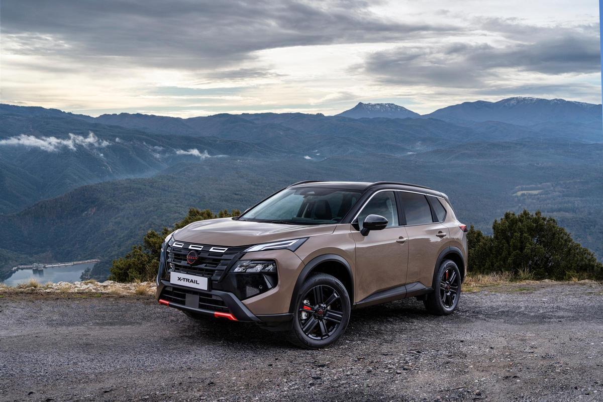 Nissan pone al día el X-Trail y lanza la versión Adventure