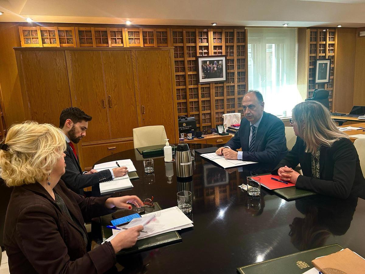 Encuentro entre el conseller de Emergencias y el secretario de Estado de Seguridad del Ministerio del Interior.
