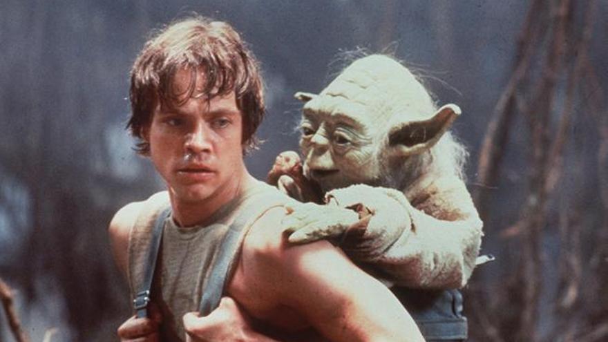 Mark Hamill como Luke Skywalker.