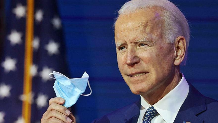 Biden va insistir als nord-americans que han de portar mascaretes.