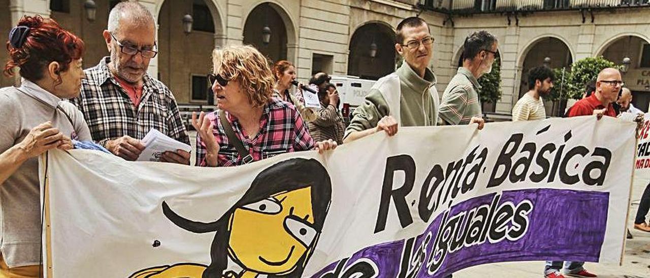 Protesta por la renta de inclusión, en imagen de archivo. | PILAR CORTÉS