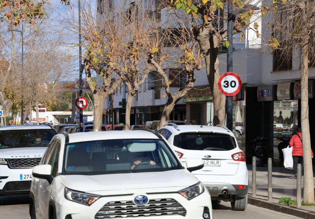 Señalización en la avenida Ignasi Wallis. |  | V.M.