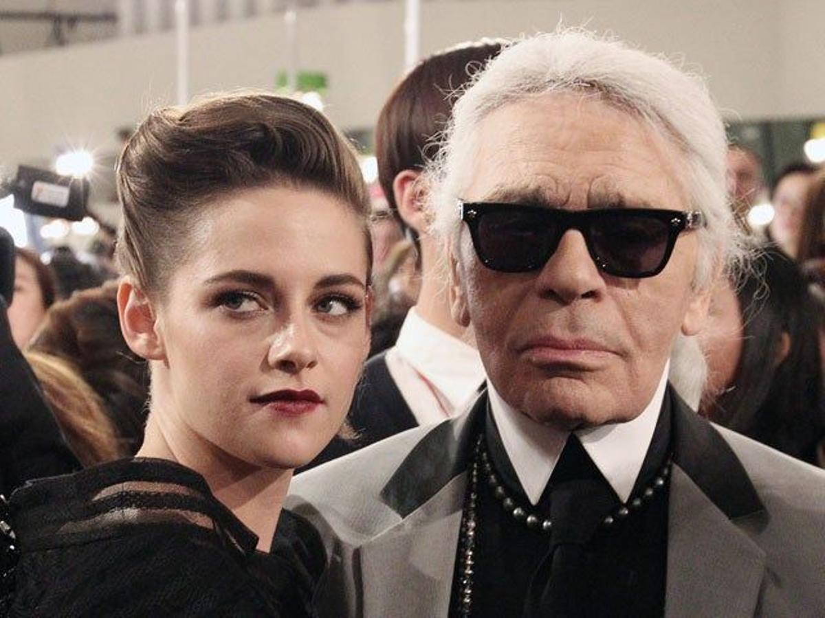 Karl Lagerfeld y Kristen Stewart, en la presentación de la colección crucero de Chanel en Seúl