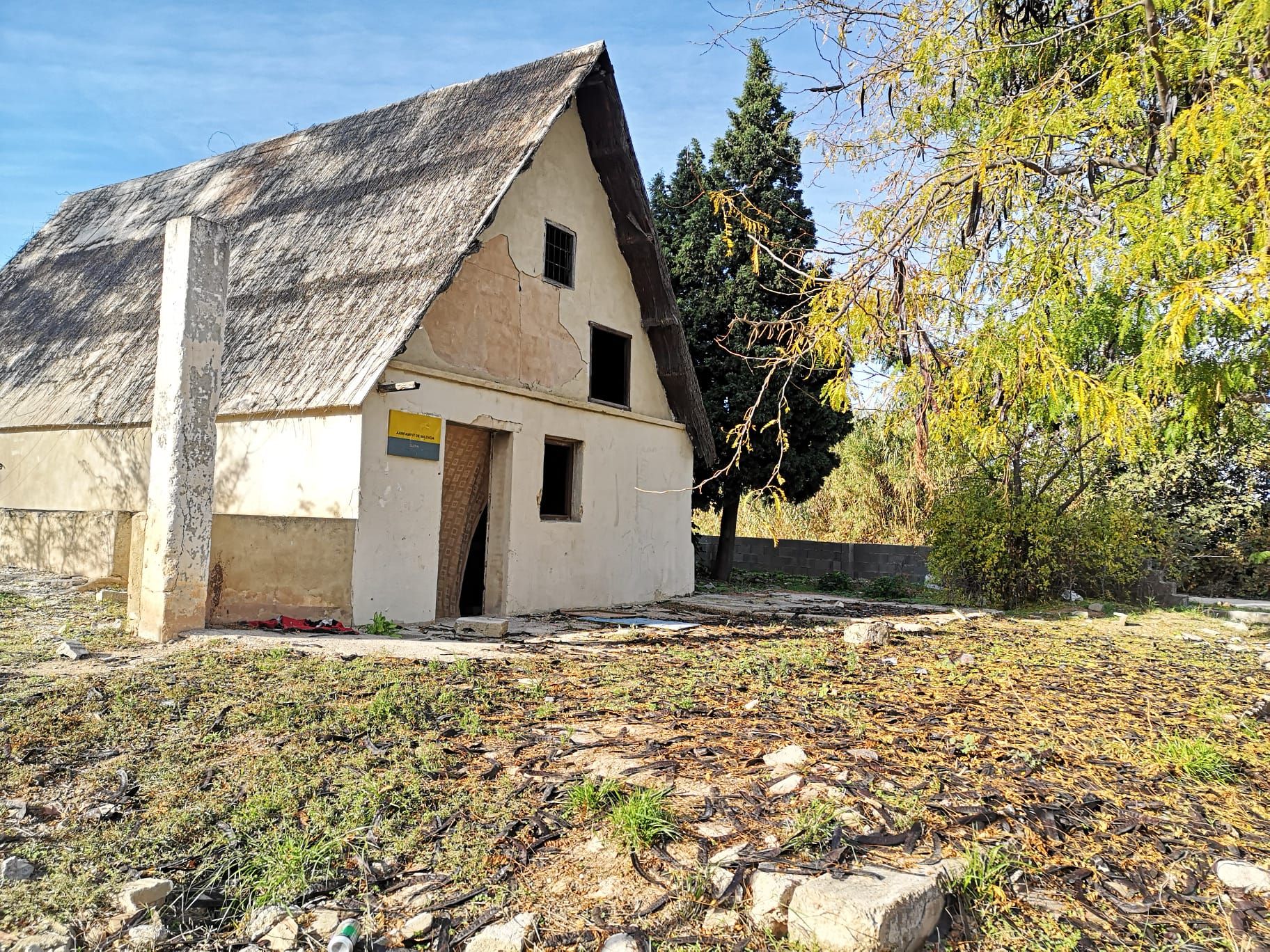 Así se reconstruye la Barraca del Tío Tonet en La Torre