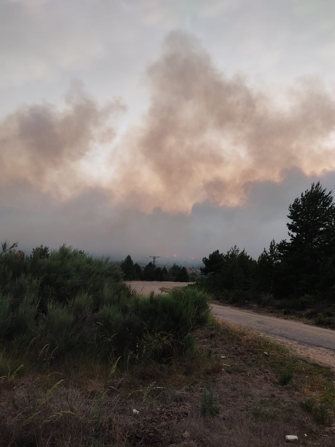 GALERÍA | Así se ve el incendio desde Ferreras de Arriba