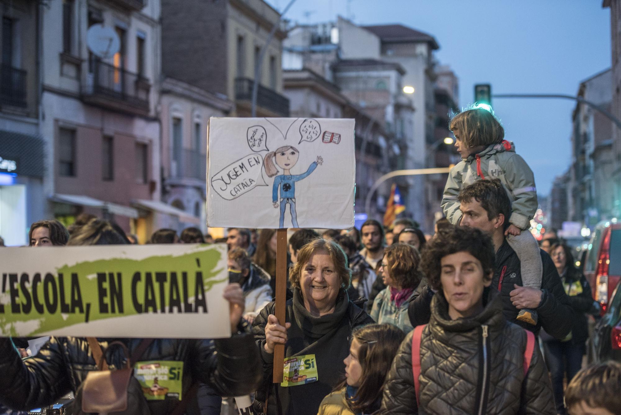 Manifestació a Manresa en defensa de l'escola en català