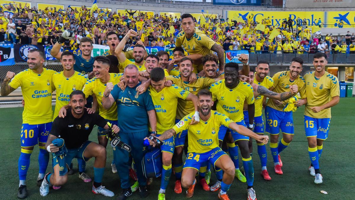 Los jugadores de la UD celebran el triunfo ante el Tenerife el pasado 16 de octubre.