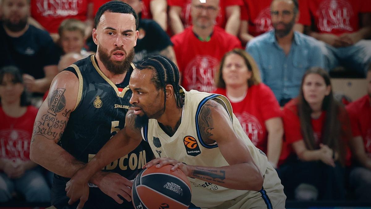 Mike James ganó la partida a Kevin Punter