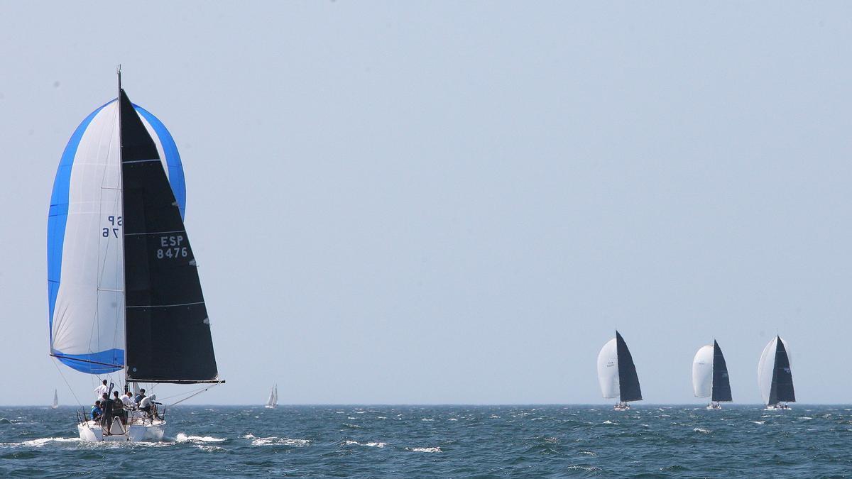Un momento de la regata de ayer.