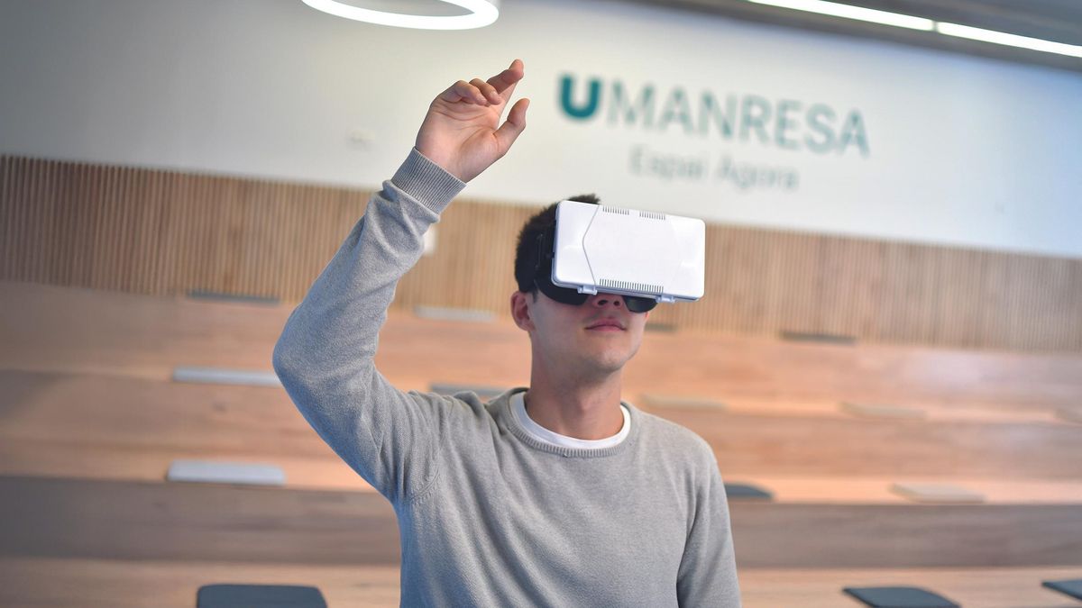 La Universitat de Manresa ofrece un programa interdisciplinar que combina tecnología, análisis de datos y liderazgo ético para afrontar los desafíos de la disrupción virtual