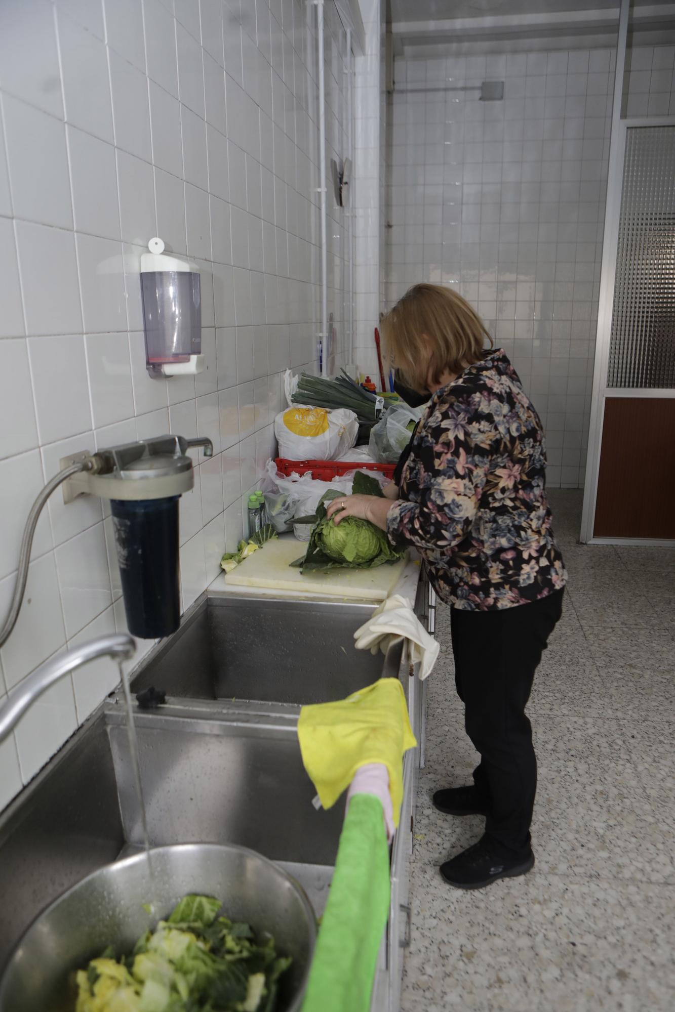 La llegada de los refugiados ucranianos al colegio San José de Sotrondio