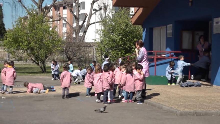 Los colegios públicos de Avilés muestran su trabajo en un vídeo y animan a los padres a elegirlos: "Atendemos la diversidad y la igualdad"