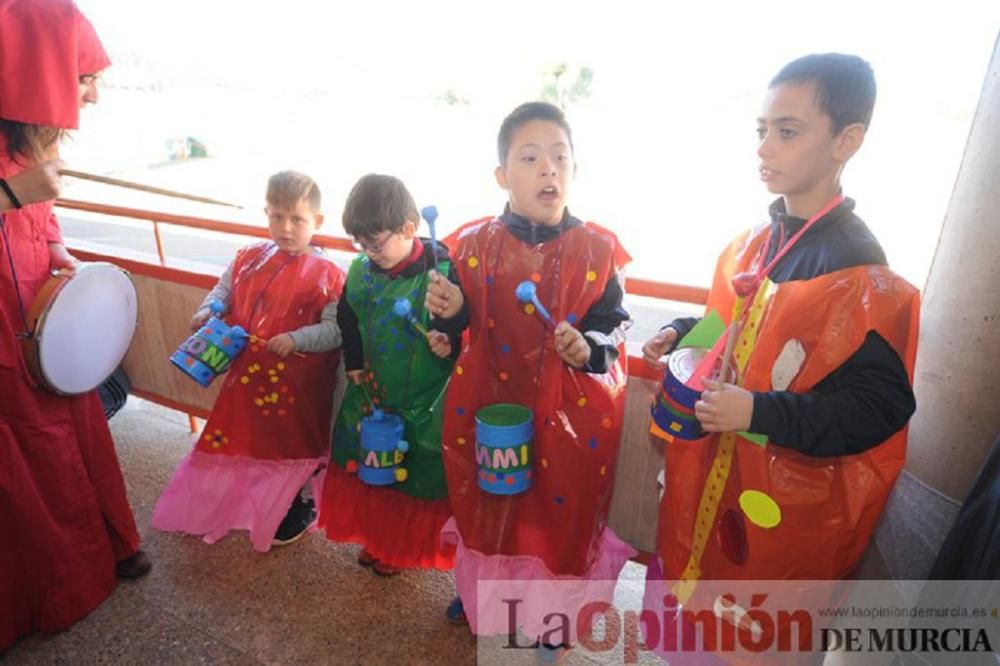 Los tambores de Moratalla llegan al colegio Primitiva López