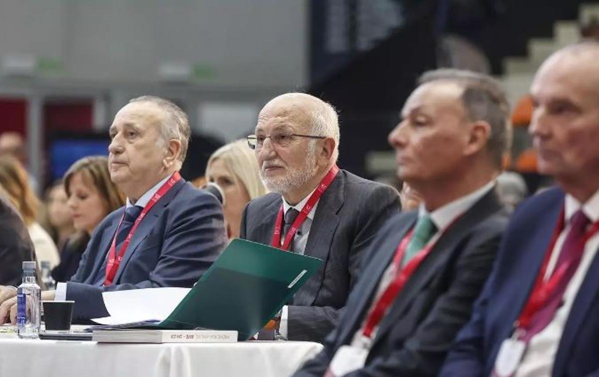 Fernando Roig, Juan Roig, Salvador Navarro y José Vicente Morata.