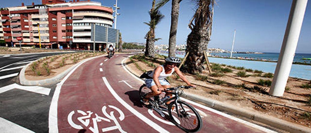Benidorm duplicará los kilómetros de carril bici en su casco urbano