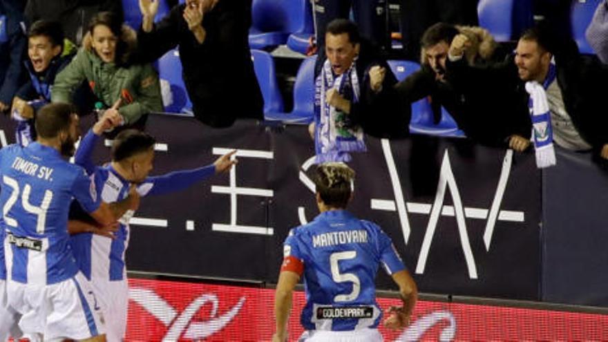 Rober Ibáñez, doblete y lesión en el partido contra Osasuna