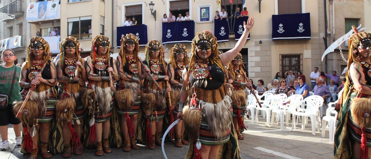 Una de las Entradas de Muro de Alcoy haciéndose por el recorrido tradicional.