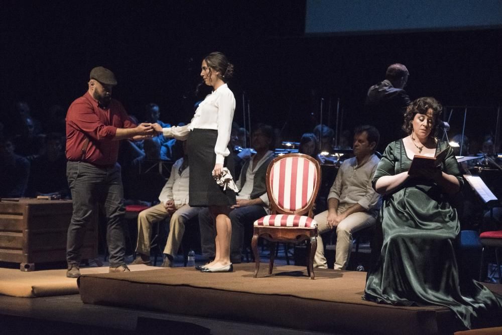 «Cançó d'amor i de guerra» fa vibrar el Kursaal