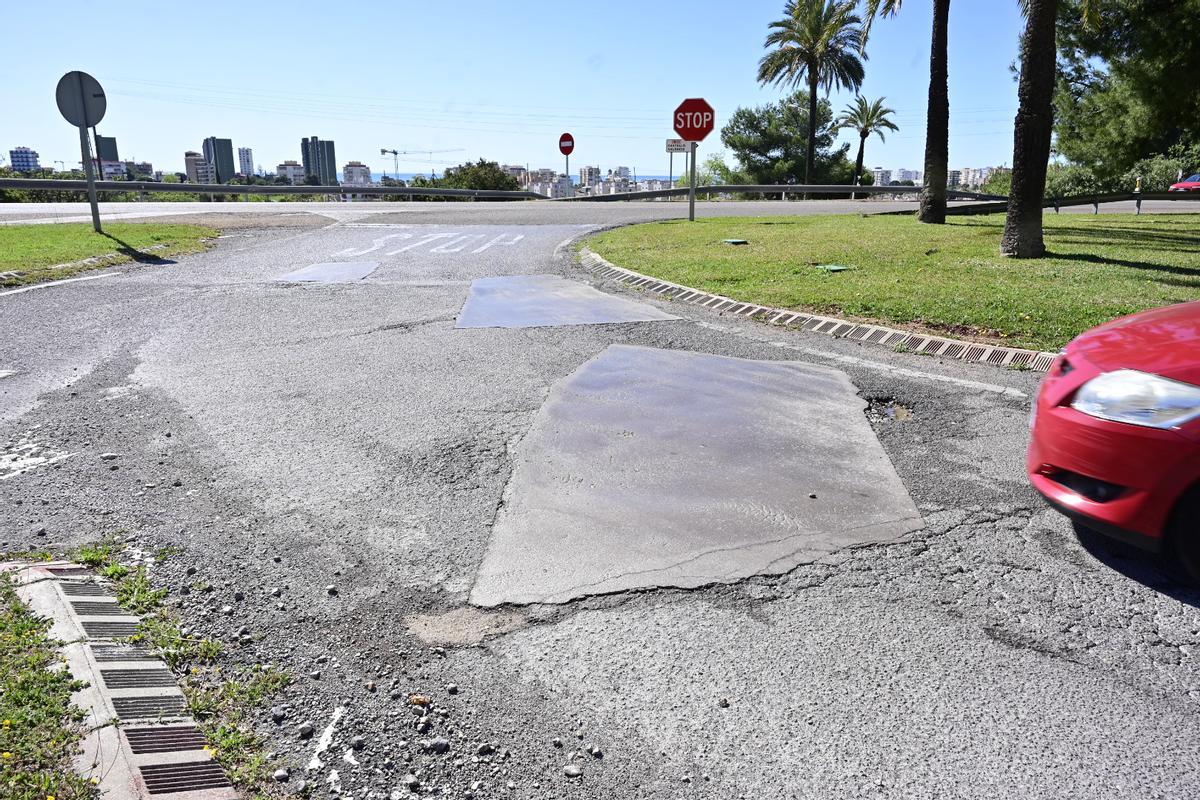 Deplorable estado del firme de las carreteras de Castellón Deplorable estado del firme de las carreteras de Castellón