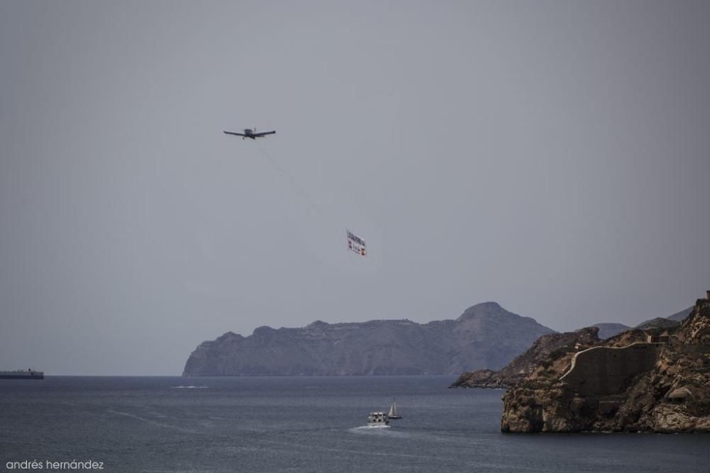 Avioneta provincialista en Cartagena