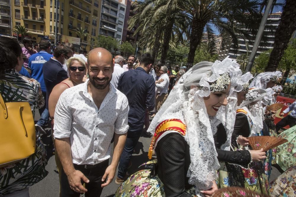 La mascletà de la pirotecnia Piromart no entrará en concurso al no llegar al tiempo mínimo exigido. Disparo correcto, sin alardes, en su debut en la Península