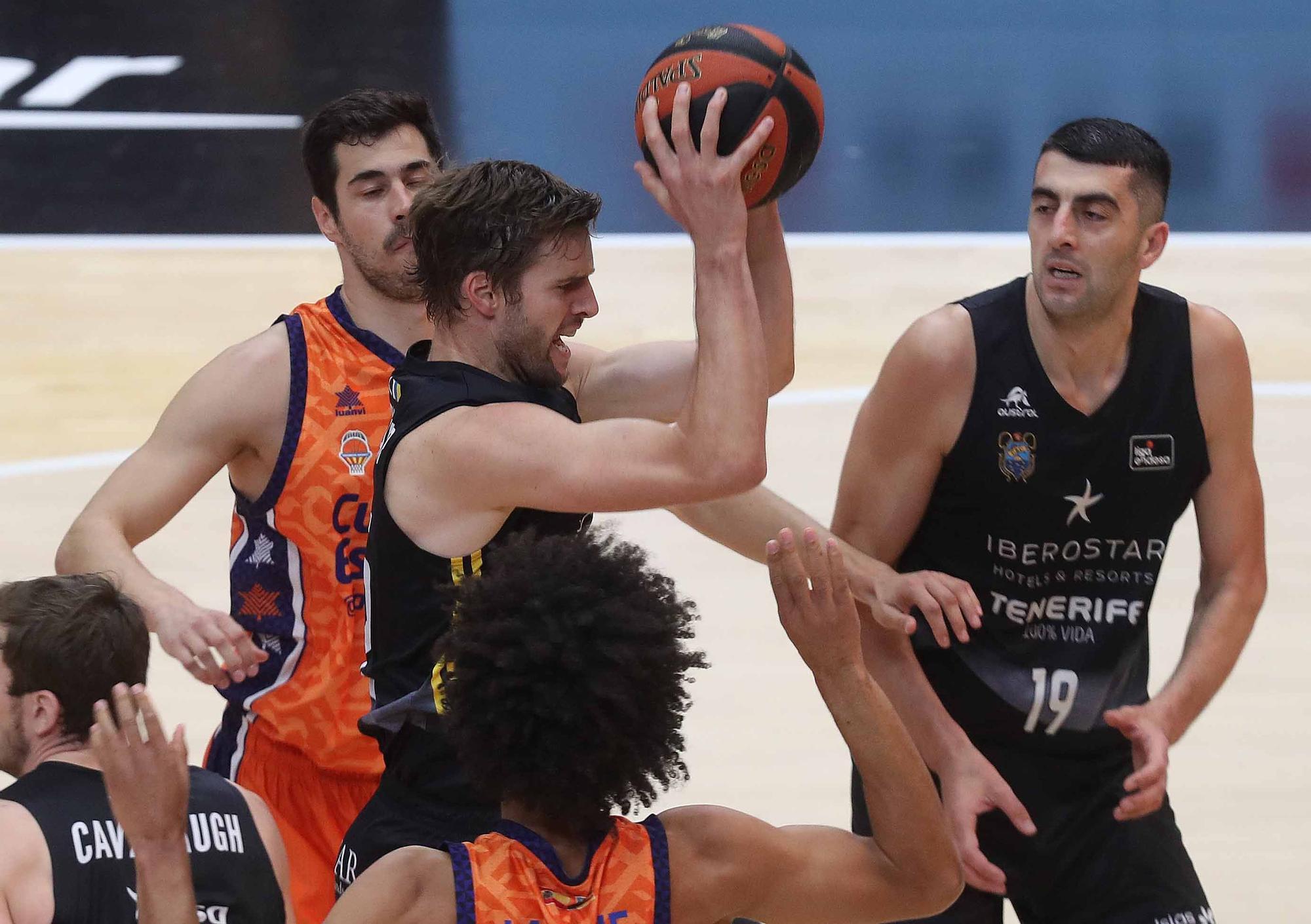 Valencia Basket - Iberostar Tenerife (89-95)