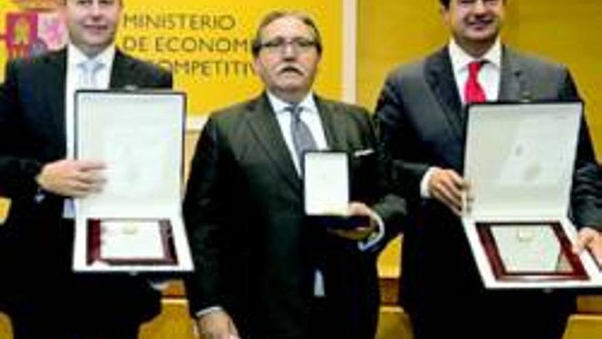 El ministerio premia a manuel teruel