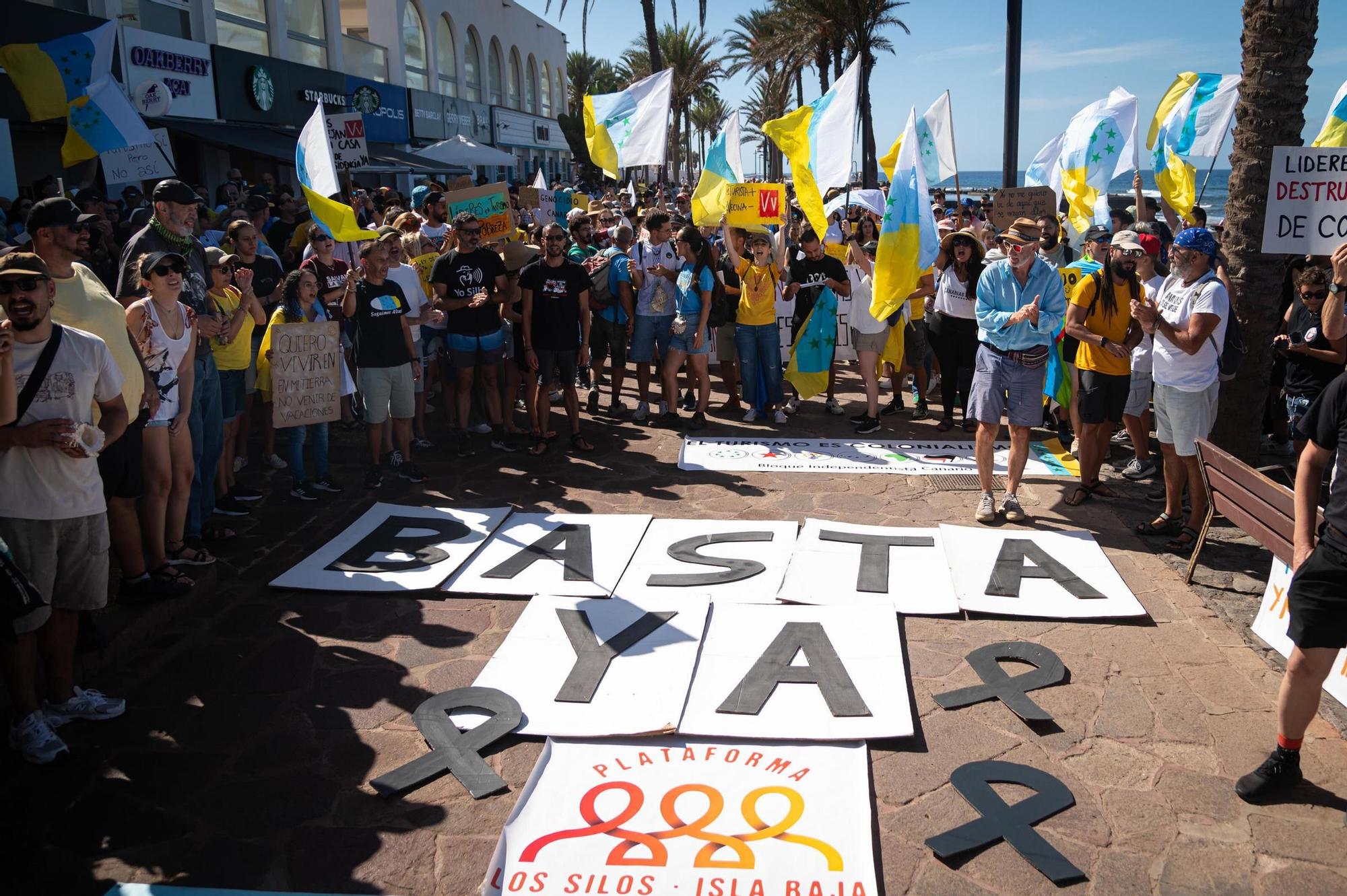 Todas las imágenes de la manifestación del 20-O en Tenerife