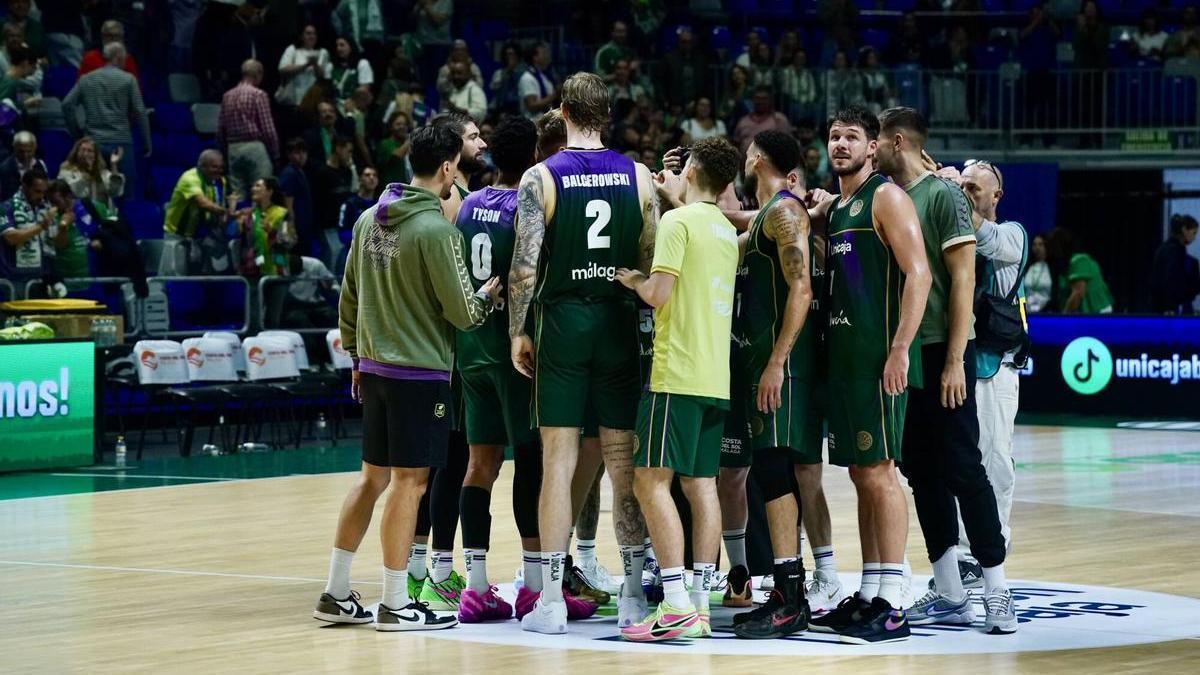 El Unicaja se jugará medio billete a la Copa en el Carpena.