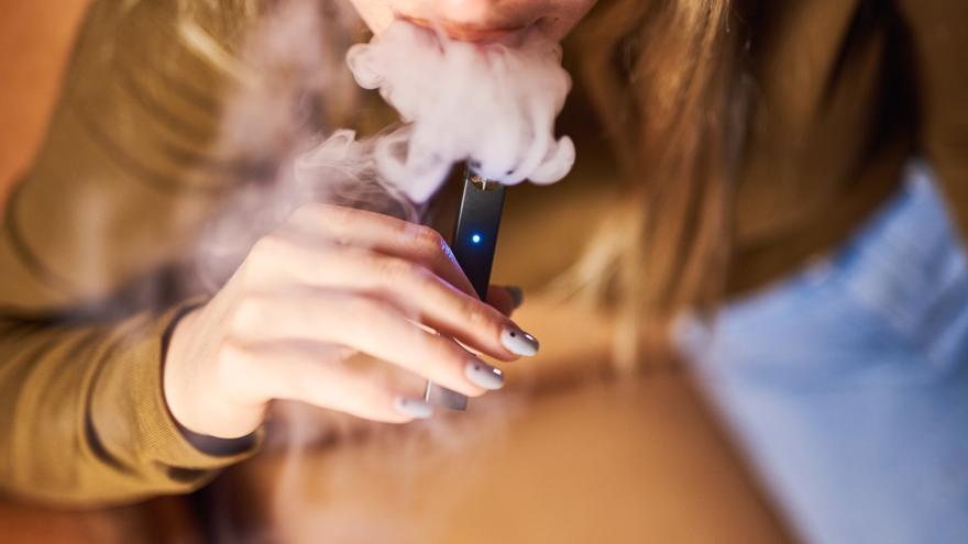 Más de la mitad de los jóvenes extremeños ha probado los cigarrillos electrónicos