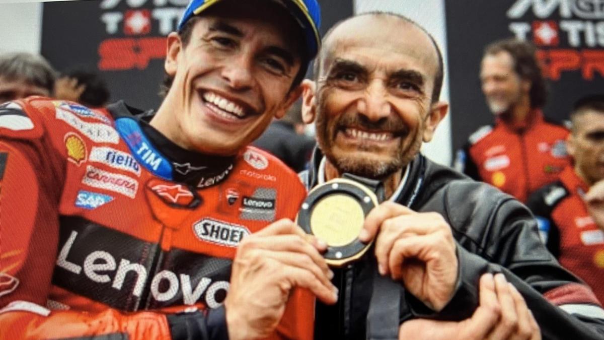 Marc Márquez y Claudio Domenicali, CEO de Ducati.