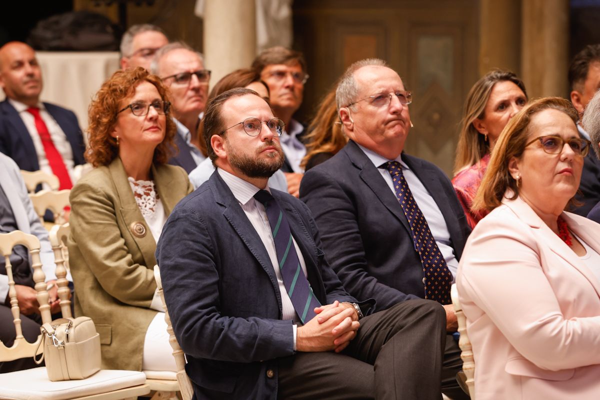 La BLET se presenta en Sevilla como proyecto tractor de inversiones