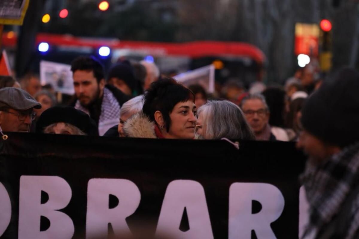 EN IMÁGENES | Zaragoza muestra su apoyo a Palestina con una multitudinaria manifestación