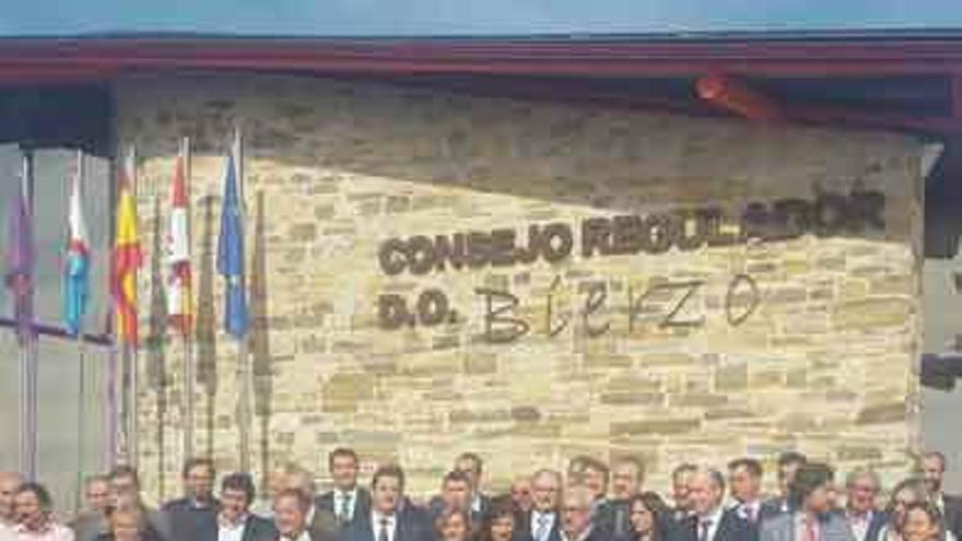 Asistentes a la reunión de la Conferencia en El Bierzo. Foto